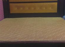 للبيع سرير بحاله جيده للبيع سرير بحاله جيده