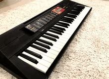 Yamaha PSR-F51 اورج كيبورد بيانو  حالة ممتازه ونظيف استعمال مره مرتين keyboard