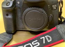 للبيع 7D مع جميع ملحقاتها بالكارتون نظيفه جدا للبيع 7D مع جميع ملحقاتها بالكارتون نظيفه جدا