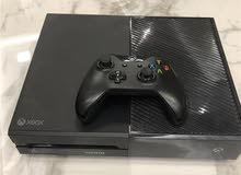Xbox one with headset and 2 controllers