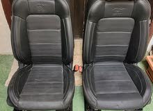 Ford Mustang 02 front leather seats with Air bags