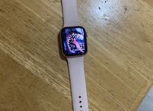 apple watch series 6 مستعمل بحالة جيدة
