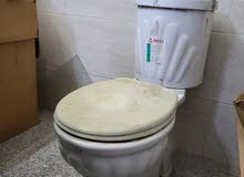 مرحاض غربي مرحاض غربي