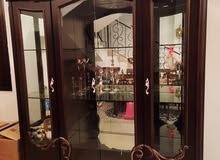 خزانة عرض للبيع خزانة عرض للبيع