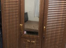 خزانة بحالة ممتازة