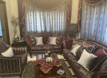 غرفة جلوس فاخرة للبيع بسعر مغري
