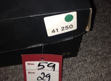 I want sell Nike like new use only twice I want sell Nike like new use only twice