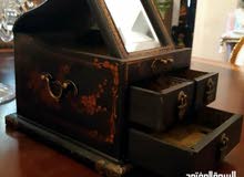 صندوق صيني قديم جدا أكثر من100عام  شغل يدوي بالكامل تحفه من النوادر