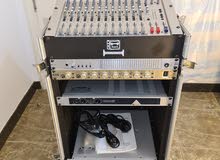 Alto sound equipment in a rack!