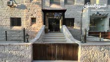 شقة فاخرة للبيع في جبل عمّان – موقع مميز ومساحة واسعة 188م2