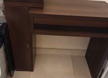 طاولة كمبيوتر طاولة كمبيوتر
