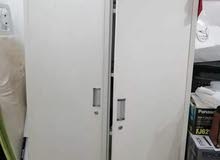 للبيع دولاب حديد للبيع دولاب حديد