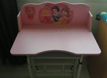 Wardrobe&Double Dresser & Kids table  شاهد المزيد على: https://ae.opensooq.com/ar/post/create