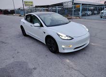 تيسلا 2023 model 3  وارد امريكي حره بحالة الوكالة