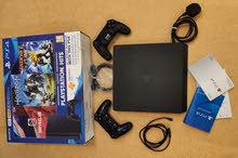 ps4 slim R2 استعمال نظييف جداااا ps4 slim R2 استعمال نظييف جداااا