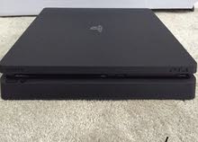 PlayStation 4 Slim 1 Tira