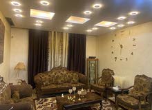 طقم كنب مصري خشب زان دمياطي مع طقم طاولات وبرداي