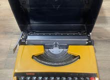 جهاز كتابة قديم