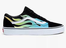 vans old skool glow flame not uesd new with box