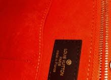 LOUIS VUITTON PARIS made in France شنطه نسائيه اصليه