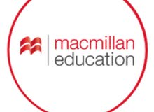 English teacher معلمة لغة إنجليزيه English teacher معلمة لغة إنجليزيه