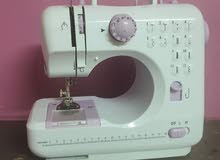 ماكينة خياطة Sewing machine