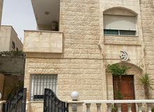 240m2 4 Bedrooms Townhouse for Sale in Amman Adan