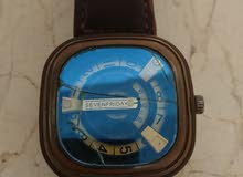 ساعة يدوية SEVENFRIDAY ساعة يدوية SEVENFRIDAY