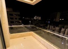 شقة للبيع في طريق المطار طابق ثاني خلف المدارس العالمية