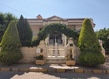 900m2 5 Bedrooms Villa for Sale in Amman Jubaiha