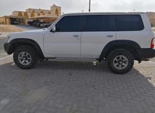 نيسان بترول سفاري ابيض موديل 2000 نيسان بترول سفاري ابيض موديل 2000