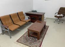 للبيع اثاث مكتب للبيع اثاث مكتب