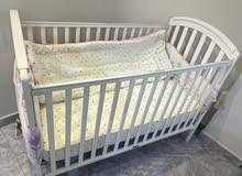 Baby Crib with bedding set and mattress