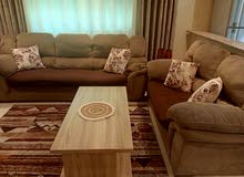 كنب دب امريكي مستعمل لون كابوتشينو 6 مقاعد للبيع