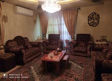 كنب مستعمل بحالة جيدة 7 مقاعد في نابلس كنب مستعمل بحالة جيدة 7 مقاعد في نابلس