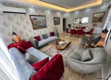 شقق مفروشة للايجارالسياحي ثلاث غرفه وصاله لوكس Vip  طابق أول بدون مصعد  مكيفات عدد 3 حمامات عدد 2