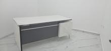 مكتب 160 c. M