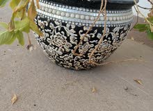 2 good ceramic pots for 12bhd