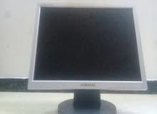 شاشة سامسونج syncmaster 720 للبيع شاشة سامسونج syncmaster 720 للبيع