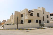 425m2 4 Bedrooms Villa for Sale in Madaba Hanina