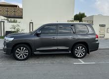 Toyota Land Cruiser 2017 in Abu Dhabi