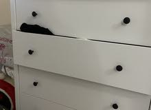 drawers in good condition