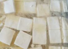 جبنه بيضاء مغليه حليب غنم صافي جبنه بيضاء مغليه حليب غنم صافي