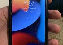 ايفون ذهبي في حالة ممتازة