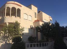 فيلاحديثه فاخره فارغه للايجار في منطقة الجبيهه حي المنصور JJJ فيلاحديثه فاخره فارغه للايجار في منطقة الجبيهه حي المنصور JJJ