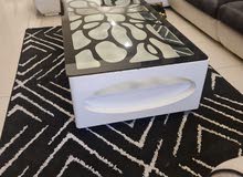 Excellent coffee table furniture with 2 drawers1000 AED