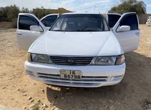 Nissan Sunny 2000 in Madaba