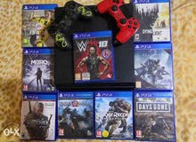 Ps4 500gb in very good condition with 2 original joysticks and 9 cds!! Ps4 500gb in very good condition with 2 original joysticks and 9 cds!!