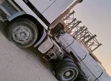 Tractor Unit Mercedes Benz 2003 in Abu Dhabi