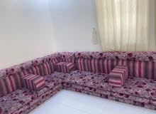 جلسة شبه جديده للبيع حجمها كبير سبب البيع التغير جلسة شبه جديده للبيع حجمها كبير سبب البيع التغير
